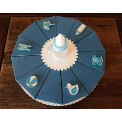 Torte zur Geburt Junge  Torte für Neugeborene  Baby Torte  Geburtstorten  Baby  Blau  Papiertorte Geschenke