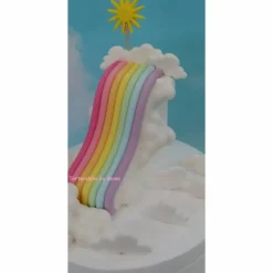 Tortendekoration|Tortendeko by Mona Tortenaufleger Fondant Geburtstag Tortendeko Regenbogenrutsche Wolkenland Einhorn