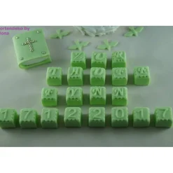 Tortendekoration|Tortendeko by Mona Tortenaufleger Fondant Zuckerfigur Geburt , Taufe Tortendeko