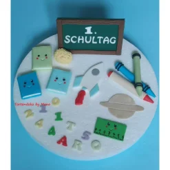 Einschulung|Tortendeko by Mona Tortendeko  Fondant Schulanfang Schule Einschulung SchulsetTortendeko Tortentopper Tortenaufleger Fondant Schulanfang Sc