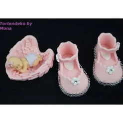 Tortendekoration|Tortendeko by Mona Tortendeko Tortentopper Tortenaufleger Fondant Zuckerfigur Baby,Taufe