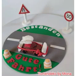 Tortendekoration|Tortendeko by Mona Tortendeko Tortentopper Zuckerfigur  Führerschein Prüfung