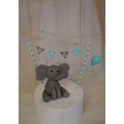 Tortendekoration|Tortendeko by Mona Tortendeko TortentopperTortenaufleger Fondant Zuckerfigur Geburt , Taufe