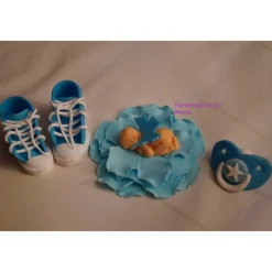 Tortendekoration|Tortendeko by Mona Tortendeko TortentopperTortenaufleger Fondant Zuckerfigur Baby,Taufe