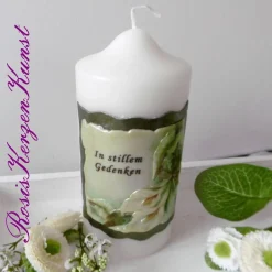 Gedenksteine|Rosis-KerzenKunst & mehr TRAUERKERZE * GEDENKKERZE * BEISETZUNG * BEERDIGUNG * ROSENMOTIV * INDIVIDUELLE BESCHRIFTUNG *