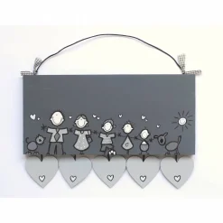 Clearance Türschild Familie aus Holz mit Name personalisiert - exklusives Hochzeitsgeschenk für Patchworkfamilien - besonderes Geschenk zum Hochzeitstag - individuelles Haustürschild mit Figuren Hochzeitsgeschenke