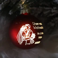 Baumschmuck Personalisierbar|HerzschlagDesign Unser erstes Weihnachten Mr & Mrs - Personalisierte Weihnachtskugel mit Lasergravur