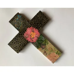 Discount Verziertes Holzkreuz als Geschenk für Geburt, Taufe, Kommunion oder Konfirmation, Dekoration