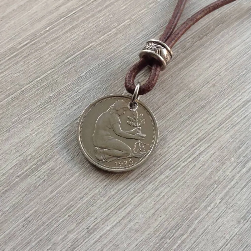 Best Vintage Kette mit 50 Pfennig Münze von 1976 – Einzigartiges Geschenk zum 50. Geburtstag Geschenke Für Frauen