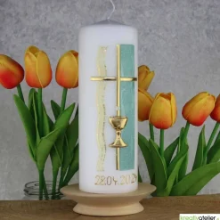 Online Weiße Konfirmationskerze mit Kelch und Kreuz – Gold verziert, personalisierbar Dekoration