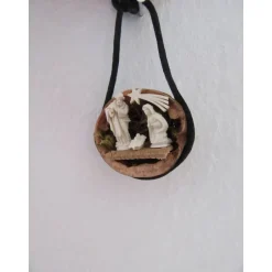 Baumschmuck|Momunder - Momente voller Wunder Weihnachtskrippe - Krippe in Walnuss mit Moos