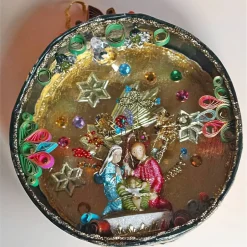 Weihnachtsaccessoires|MARIENWERKSTATT Weihnachtskrippe, handgemachte Weihnachtsdeko Heilige Familie, Weihnachtskunst in einer Spanschachtel