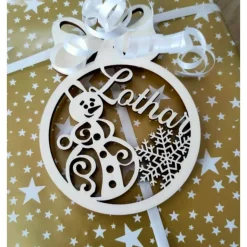 Baumschmuck Personalisierbar|Hoizmichl Weihnachtskugel personalisiert | Christbaumkugel mit Namen personalisiert | Baumschmuck aus Holz | Holz Weihnachtsschmuc