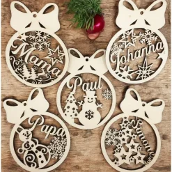 Baumschmuck Personalisierbar|Hoizmichl Weihnachtskugel personalisiert | Christbaumkugel mit Namen personalisiert | Baumschmuck aus Holz | Holz Weihnachtsschmuc