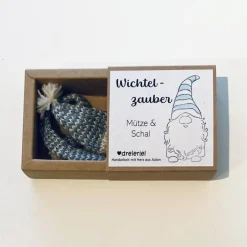 New Wichtel Mütze und Schal hellblau Wichtelzauber