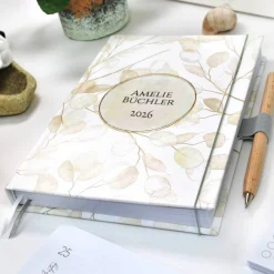 Clearance Wochenkalender & Terminplaner 2026 A5 Hardcover mit vielen Extras personalisiert botanisch mit Silberblatt in Beige Geschenke