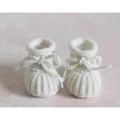 Best wollweiße Babyschuhe, 0-3 Monate, gestrickt, aus Wolle, in Patentmuster Geschenke