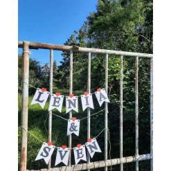 Hot Wunderschöne Girlande zur Hochzeit Namensgirlande mit Herzen handgefertigte personalisierte Dekoration zur Heirat Wimpel Hochzeitsgirlanden