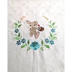 Ostertischdeko|Handmade by Helena Wunderschöne kleine Tischdecke oder Mitteldecke mit Osterhase und Blütenzweig