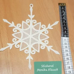New Wunderschöne Schneeflocke, cremeweiß , gestickt in Lace-Stickerei Weihnachtsdeko
