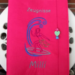 Zeugnissmappe / Zeugnisshülle aus Filz "Surferin" Kinder Einschulung